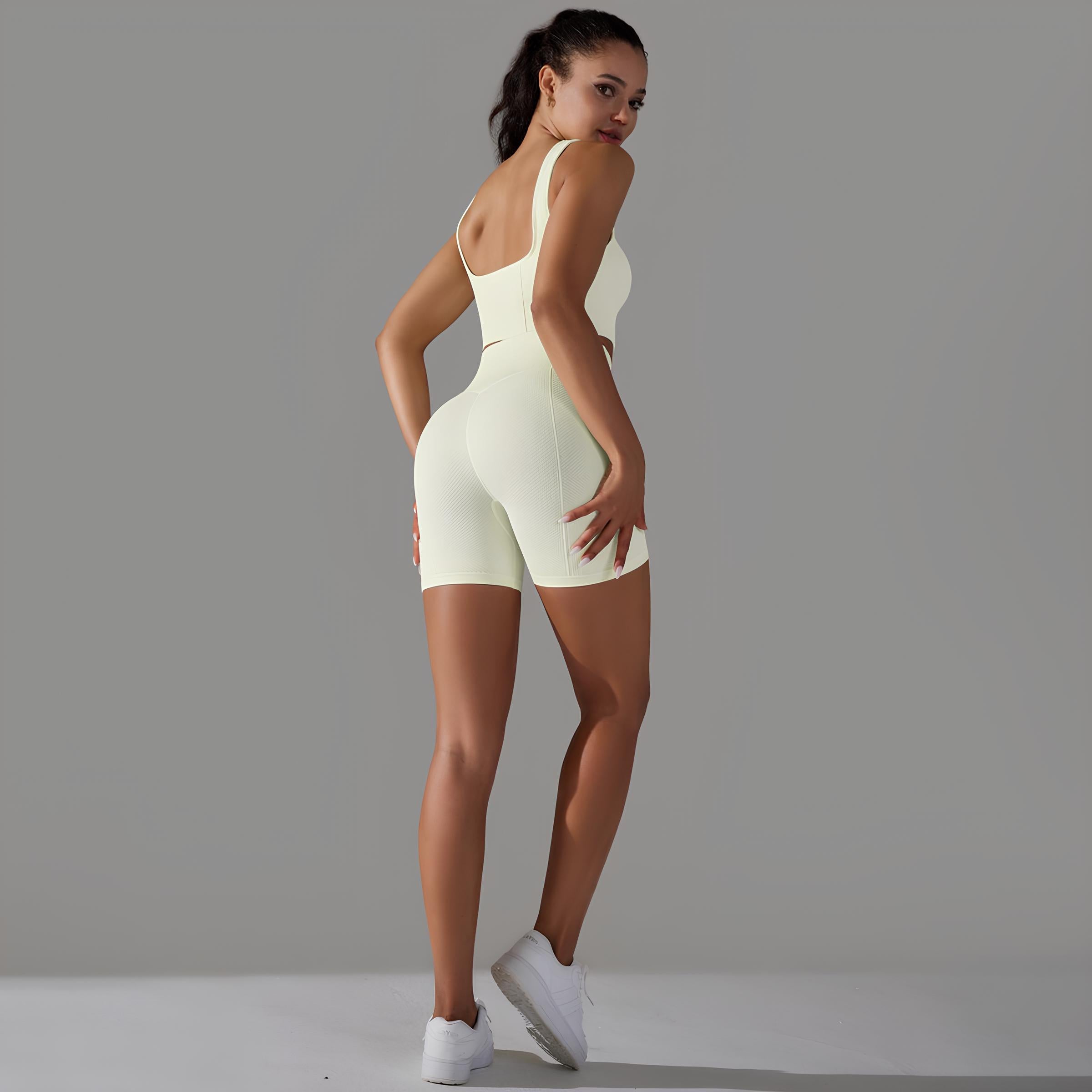 Simple Top and Shorts Set Evo